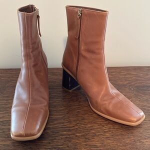 Alohas West Cape Vintage Tan leather ankle boot